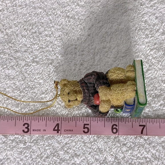 Vintage Teacher Bear with Apple Ornament Figurine Collectible - Picture 5 of 9